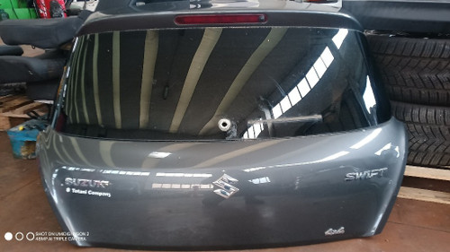 SUZUKI SWIFT «V» (2011) LAMIERATI ESTERNI PORTELLO POST. USATO Da 2010 A 2017 [[290572]]