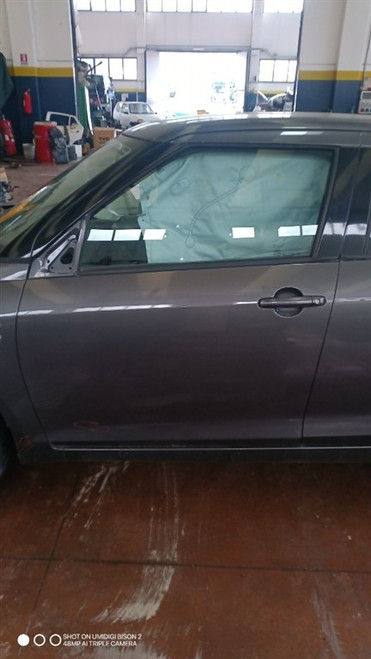 SUZUKI SWIFT «V» (2011) LAMIERATI ESTERNI PORTA ANT. SX. USATO Da 2010 A 2017 [[290569]]