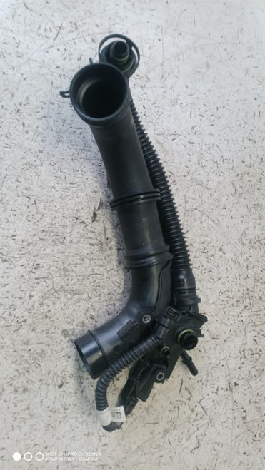 MERCEDES CLASSE A «W177» (2022) SCARICO E INIEZIONE CONDOTTO ASPIRAZIONE FILTRO ARIA USATO [[290586]]