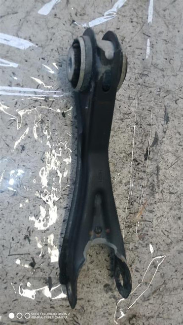 MERCEDES CLASSE CLA «C117» SHOOTING BRAKE (2016) ASSALE BRACCIO OSCILLANTE (ANT INF.) POST. DX. USATO Da 2016 in poi [[290760]]