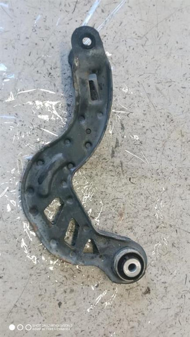 MERCEDES CLASSE CLA «C117» SHOOTING BRAKE (2016) ASSALE BRACCIO OSCILLANTE SUP. POST. SX. USATO Da 2016 in poi [[290757]]