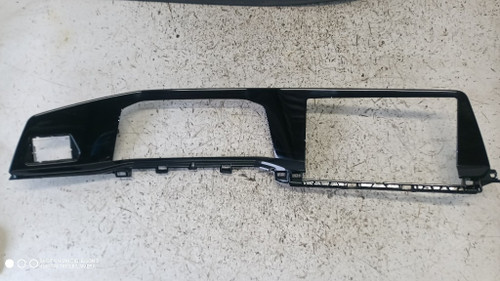 VOLKSWAGEN GOLF «VIII» (2019) ALLESTIMENTI INTERNI LISTELLO CRUSCOTTO (LATO GUIDA) SX. USATO Da 2019 A 2024 [[290988]]