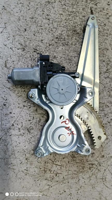 SUZUKI SWIFT «V» (2011) CRISTALLI ALZACRISTALLO PORTA POST. DX. USATO Da 2010 A 2017 [[291072]]