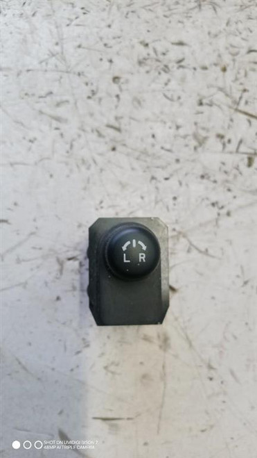 SUZUKI SWIFT «V» (2011) IMPIANTO ELETTRICO INTERRUTTORE REGOLAZIONE SPECCHIO RETROVISORE EST. SX. USATO Da 2010 A 2017 [[291083]]