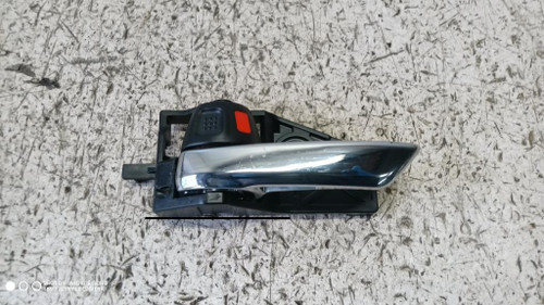 SUZUKI SWIFT «V» (2011) ALLESTIMENTI INTERNI MANIGLIA PORTA INT. POST. SX. USATO Da 2010 A 2017 [[291093]]