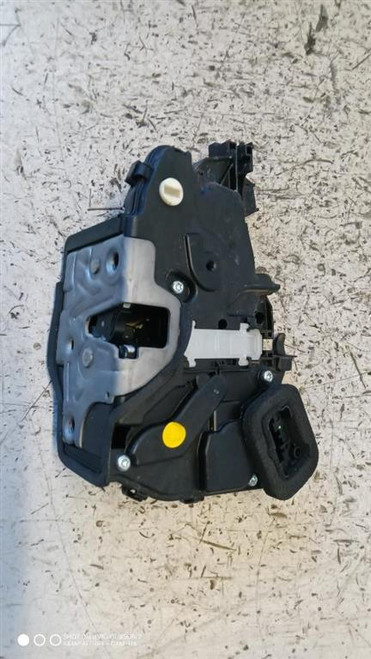 VOLKSWAGEN GOLF «VIII» (2019) LAMIERATI ESTERNI SERRATURA PORTA POST. DX. USATO Da 2019 A 2024 [[291162]]