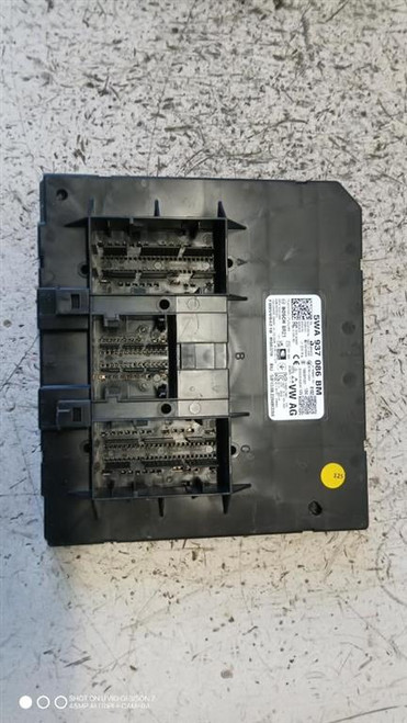 VOLKSWAGEN GOLF «VIII» (2019) ALLESTIMENTI INTERNI COMPUTER DI BORDO USATO Da 2019 A 2024 [[291206]]