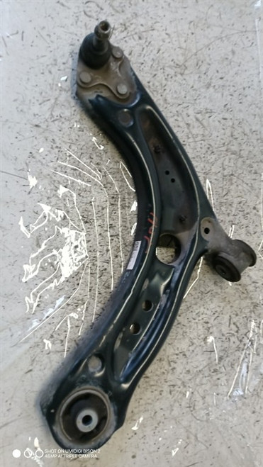 VOLKSWAGEN GOLF «VIII» (2019) ASSALE BRACCIO OSCILLANTE ANT. SX. USATO Da 2019 A 2024 [[291337]]