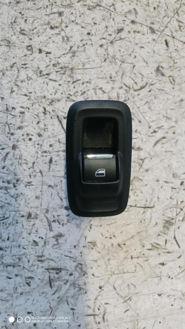 FORD ECOSPORT (2022) IMPIANTO ELETTRICO INTERRUTTORE ALZACRISTALLI POST. SX. USATO Da 2021 in poi [[291666]]