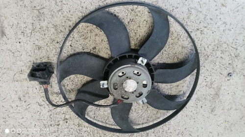 VOLKSWAGEN POLO «VI» (2009) TERMICO VENTOLA RAFFREDDAMENTO USATO Da 2009 A 2014 [[292142]]