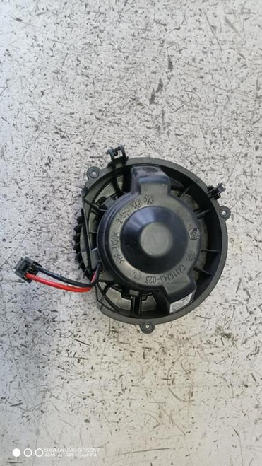 BMW X1 «F48» (2015) TERMICO MOTORINO VENTILAZIONE ABITACOLO USATO Da 2015 A 2019 [[292182]]