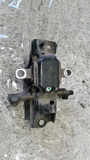 VOLKSWAGEN POLO «VI» (2009) MOTORE SUPPORTO GOMMA MOTORE (LATO CAMBIO) SX. USATO Da 2009 A 2014 [[292192]]