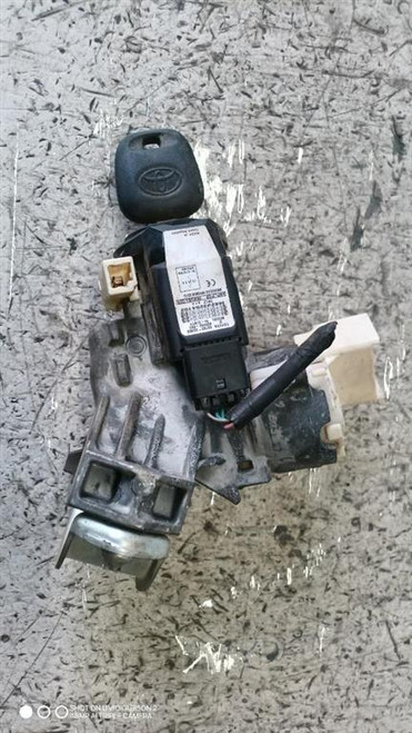 TOYOTA YARIS «IV» (2012) STERZO BLOCCASTERZO USATO Da 2011 A 2014 [[292273]]