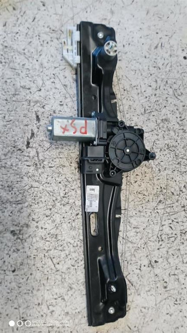 BMW X1 «F48» (2015) LAMIERATI ESTERNI ALZACRISTALLO PORTA POST. SX. USATO Da 2015 A 2019 [[292370]]