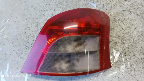 TOYOTA YARIS (FRANCE ) «II» (2006) FANALERIA FANALE POST. DX. USATO Da 2005 A 2009 [[292438]]