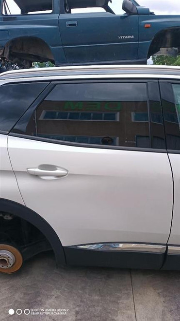 PEUGEOT 3008 «II» (2016) LAMIERATI ESTERNI PORTA POST. DX. USATO Da 2016 A 2020 [[292705]]