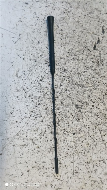 FIAT 500L (2013) LAMIERATI ESTERNI ANTENNA RADIO USATO Da 2014 A 2017 [[292988]]