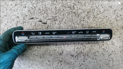 MERCEDES CLASSE B «W247» (2019) ALLESTIMENTI INTERNI MODULO COMANDO RISCALDAMENTO / CLIMA USATO Da 2018 in poi [[293083]]