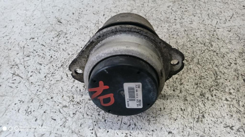 VOLKSWAGEN TOUAREG «I» (2003) MOTORE SUPPORTO GOMMA MOTORE DX. USATO Da 2003 A 2006 [[293072]]