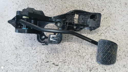 MERCEDES CLASSE B «W247» (2019) IMPIANTO FRENANTE PEDALE FRENO USATO Da 2018 in poi [[293095]]