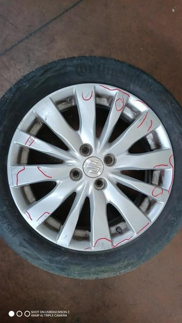 SUZUKI SWIFT «V» (2011) LAMIERATI ESTERNI CERCHIO RUOTA POST. DX. USATO Da 2010 A 2017 [[293247]]