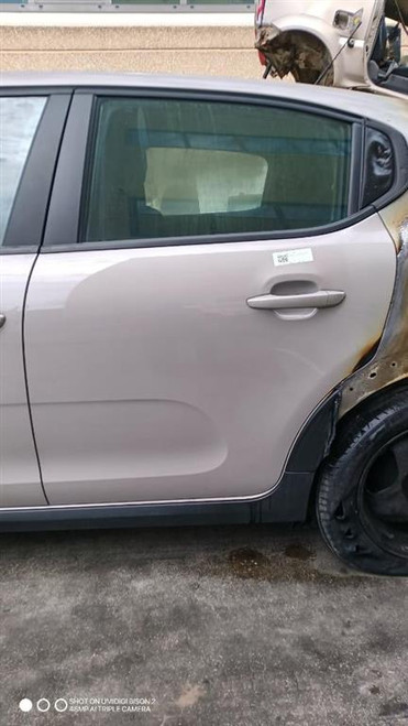 CITROEN C3 «III» (2020) LAMIERATI ESTERNI PORTA POST. SX. USATO Da 2020 A 2023 [[293340]]
