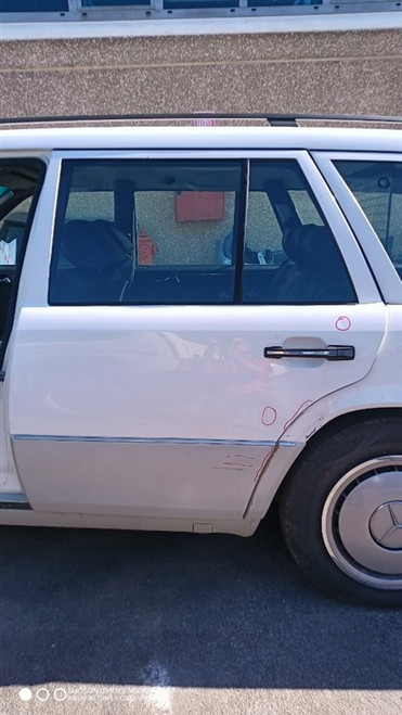 MERCEDES CLASSE E «T124» SW (1986) LAMIERATI ESTERNI PORTA POST. SX. USATO Da 1993 A 1996 [[293432]]