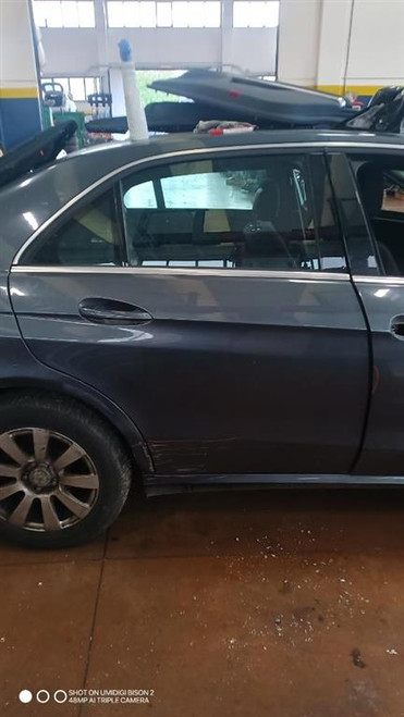 MERCEDES CLASSE E «W212» (2013) LAMIERATI ESTERNI PORTA POST. DX. USATO Da 2013 in poi [[294311]]