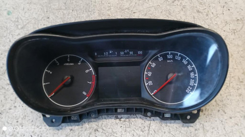 OPEL CORSA «E» (2014) ALLESTIMENTI INTERNI QUADRO STRUMENTI USATO Da 2014 in poi [[294573]]