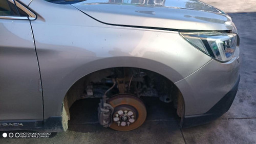 SUBARU OUTBACK «IV» (2015) LAMIERATI ESTERNI PARAFANGO ANT. DX. USATO Da 2015 in poi [[294650]]