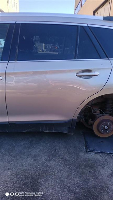 SUBARU OUTBACK «IV» (2015) LAMIERATI ESTERNI PORTA POST. SX. USATO Da 2015 in poi [[294645]]