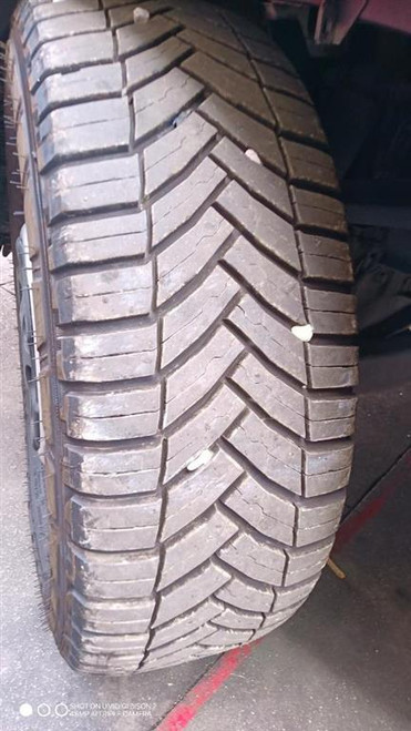IVECO DAILY S «IV» (2014) ASSALE PNEUMATICO ANT.SX USATO Da 2016 A 2019 [[294966]]