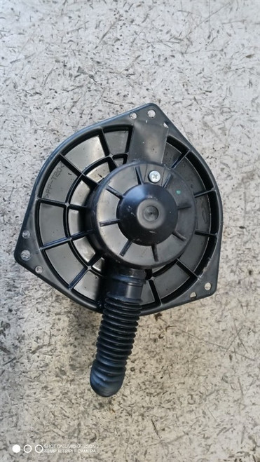 NISSAN CABSTAR «F24M» (2006) TERMICO MOTORINO VENTILAZIONE ABITACOLO USATO Da 2006 A 2013 [[295275]]