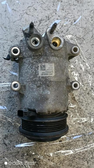 FORD FIESTA «VI» (2012) TERMICO COMPRESSORE A/C USATO Da 2015 A 2017 [[295451]]