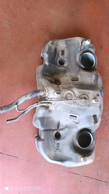 TOYOTA GT 86 (2012) SCARICO E INIEZIONE SERBATOIO CARBURANTE USATO Da 2012 in poi [[295993]]