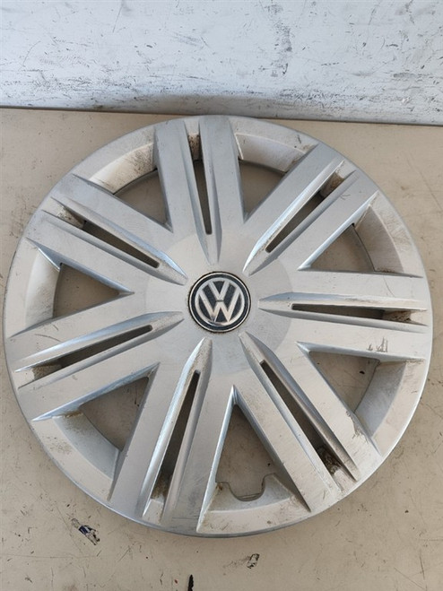 VOLKSWAGEN POLO «VI» (2014) LAMIERATI ESTERNI COPRICERCHIO RUOTA ANT. SX. USATO Da 2014 A 2017 [[296122]]