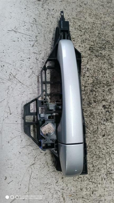 FIAT FREEMONT (2011) LAMIERATI ESTERNI MANIGLIA PORTA EST. POST. SX. USATO Da 2011 A 2014 [[296561]]