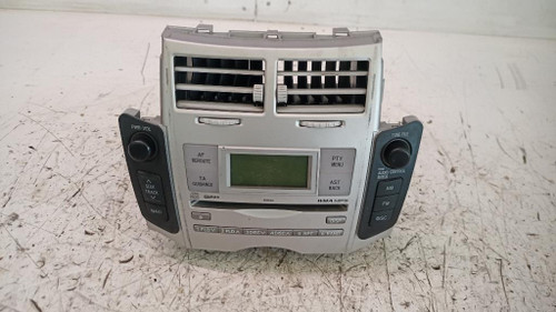 TOYOTA YARIS (FRANCE ) «II» (2006) ALLESTIMENTI INTERNI UNITÀ AUTORADIO USATO Da 2005 A 2009 [[231259]]