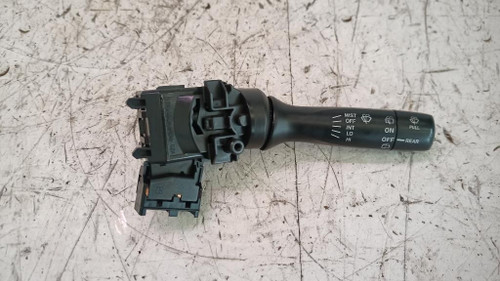 TOYOTA YARIS (FRANCE ) «II» (2006) STERZO DEVIOGUIDA TERGICRISTALLI DX. USATO Da 2005 A 2009 [[231253]]