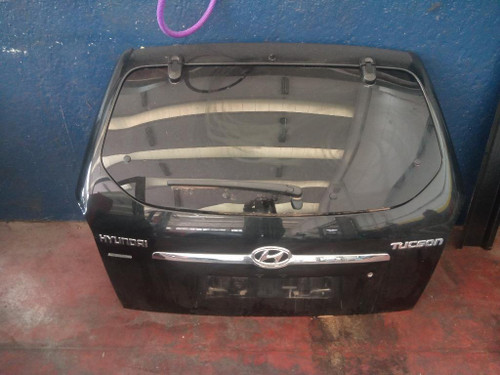 HYUNDAI TUCSON «I» (2005) LAMIERATI ESTERNI PORTELLO POST. USATO Da 2006 A 2010 [[231199]]