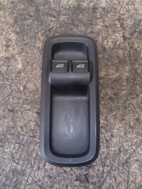 FORD FIESTA «VI» (2008) IMPIANTO ELETTRICO INTERRUTTORE ALZACRISTALLI ANT. SX. USATO Da 2008 A 2012 [[231193]]