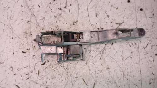 CITROEN BERLINGO «III» (2008) LAMIERATI ESTERNI SUPPORTO MANIGLIA ESTERNA ANT. SX. USATO Da 2011 A 2015 [[231057]]