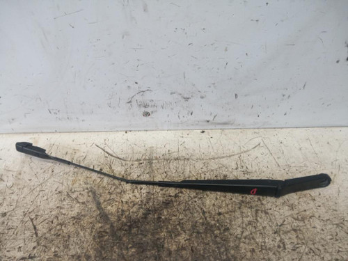 AUDI A1 «8X1» (2010) CRISTALLI BRACCIO TERGICRISTALLO PARABREZZA DX. USATO Da 2010 in poi [[230734]]