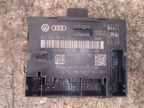 AUDI A1 «8X1» (2010) IMPIANTO ELETTRICO CENTRALINA ALZACRISTALLO PORTA ANT. SX. USATO Da 2010 in poi [[230716]]