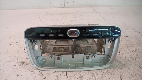 FIAT PUNTO «III» (2012) ALLESTIMENTI INTERNI PULSANTIERA MULTIFUNZIONE CENTRALE USATO Da 2011 in poi [[230279]]