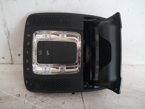 MERCEDES CLASSE A «W177» (2018) ALLESTIMENTI INTERNI LUCE DI CORTESIA ABITACOLO (ANT.) USATO Da 2018 in poi [[230121]]