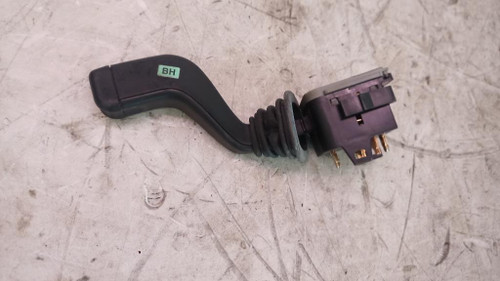 SUZUKI IGNIS «II» (2003) STERZO DEVIOGUIDA LUCI SX. USATO Da 2003 in poi [[228970]]