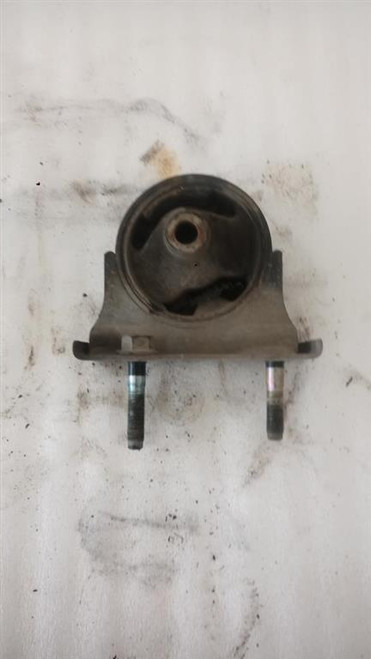 TOYOTA RAV 4 «II» (2000) MOTORE SUPPORTO GOMMA MOTORE POST. ANT. USATO Da 2001 A 2005 [[227661]]
