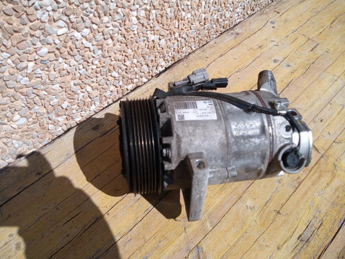 RENAULT CAPTUR «I» (2017) TERMICO COMPRESSORE A/C USATO Da 2017 in poi [[225863]]