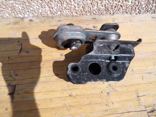 NISSAN QASHQAI «II» (2017) MOTORE SUPPORTO GOMMA MOTORE (BIELLETTA) USATO Da 2018 in poi [[225842]]